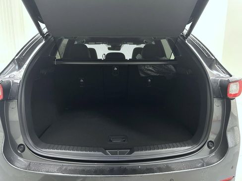 New 2025 MAZDA CX-5 Signature image 9