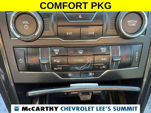 Used 2016 Ford Explorer XLT w/ Equipment Group 202A image 8