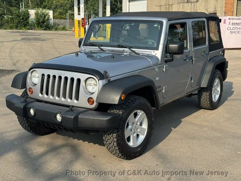 Used 2013 Jeep Wrangler Unlimited Sport AWD/4WD image 6