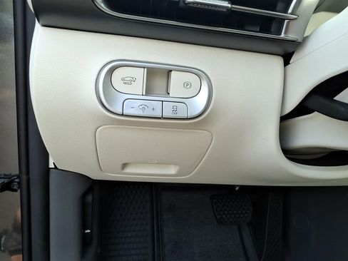 New 2026 Genesis GV60 RWD image 16