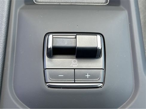 New 2025 GMC Sierra 2500 AT4 w/ AT4 Premium Plus Package image 22