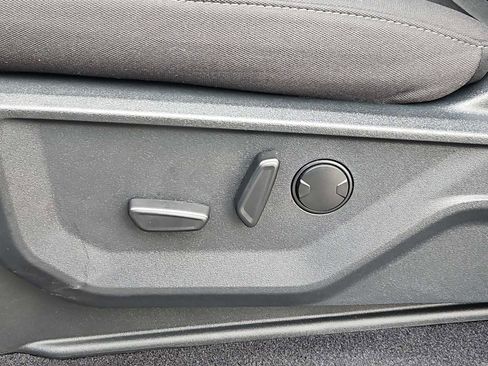 Used 2025 Ford F150 XLT w/ Equipment Group 302A MID image 18