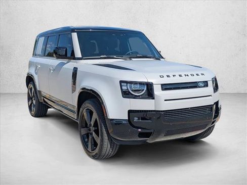 New 2026 Land Rover Defender 110 X-Dynamic SE image 7