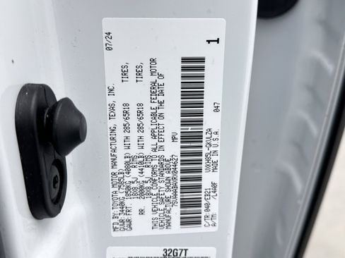 Used 2024 Toyota Sequoia TRD Pro AWD/4WD image 27