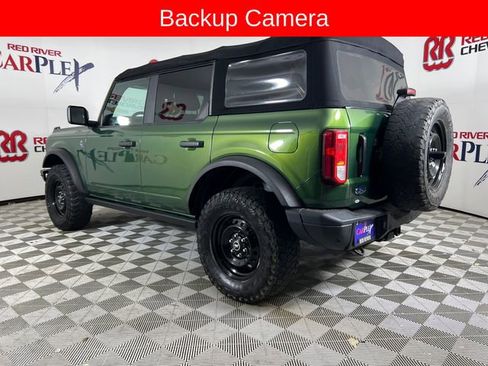 Used 2022 Ford Bronco Black Diamond image 6