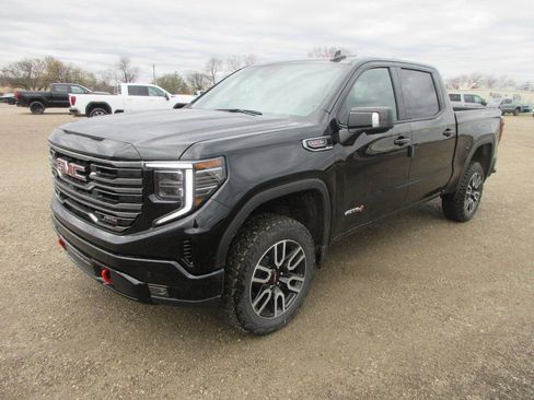 New 2026 GMC Sierra 1500 AT4 w/ AT4 Premium Package image 11