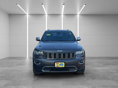 Used 2018 Jeep Grand Cherokee Limited image 2