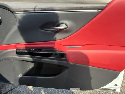 Used 2025 Lexus ES 350 F Sport FWD image 31