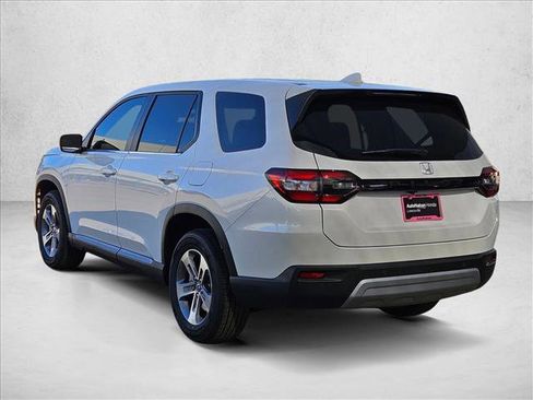 New 2025 Honda Pilot EX-L image 9