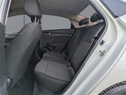 Used 2018 Hyundai Accent SE image 12