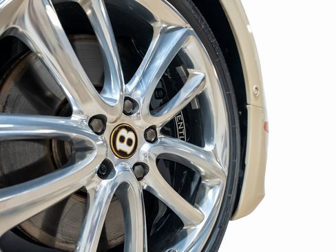 Used 2020 Bentley Continental GT V8 image 22