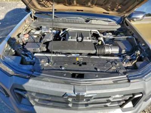 Used 2023 Chevrolet Colorado Trail Boss w/ Technology Package AWD/4WD image 9