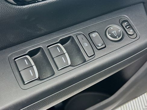 Used 2023 Honda CR-V EX-L image 15