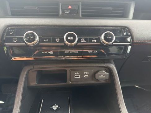 Certified 2024 Honda Pilot TrailSport image 15