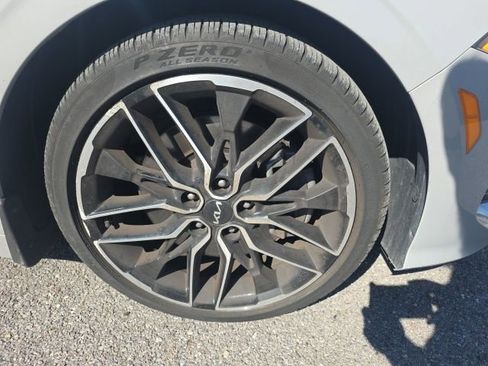 Used 2024 Kia K5 GT w/ GT1 Package image 4