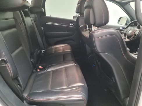 Used 2020 Jeep Grand Cherokee Trailhawk w/ Trailhawk Luxury Group AWD/4WD image 19