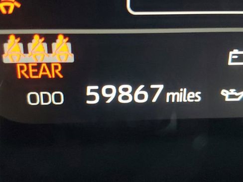 Used 2024 Toyota Tundra Platinum image 15