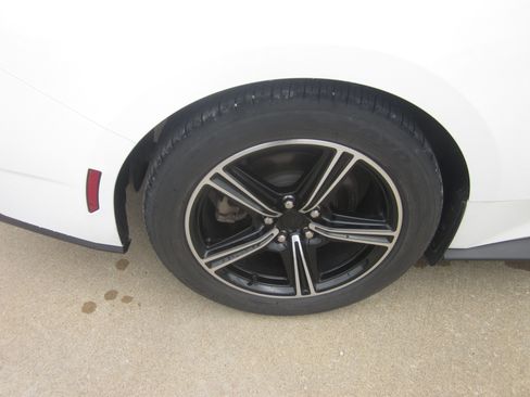 Used 2024 Ford Mustang Premium RWD image 7