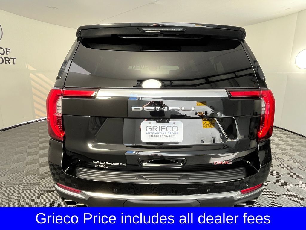 Used 2025 GMC Yukon XL Denali w/ Denali Reserve Package AWD/4WD image 11