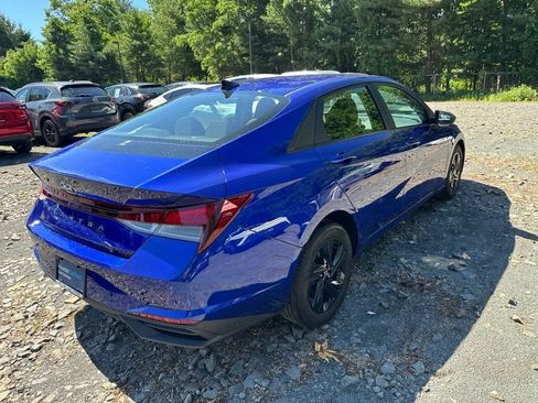 Certified 2023 Hyundai Elantra SEL FWD image 8
