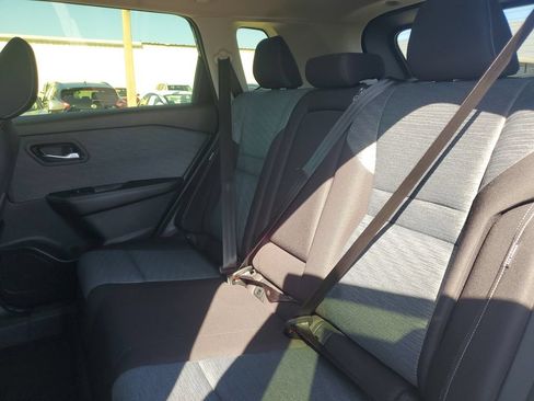 Certified 2023 Nissan Rogue SV FWD image 13