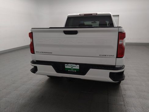 Used 2020 Chevrolet Silverado 1500 Custom w/ Custom Value Package RWD image 7
