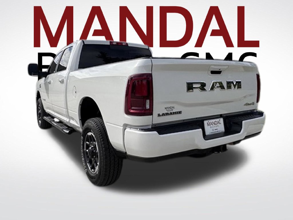 Used 2019 RAM 1500 Laramie AWD/4WD image 8