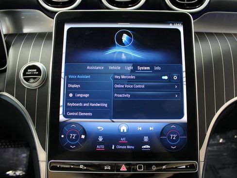 Used 2024 Mercedes-Benz GLC 300 image 31