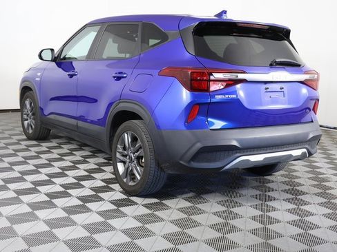 Used 2023 Kia Seltos LX image 3