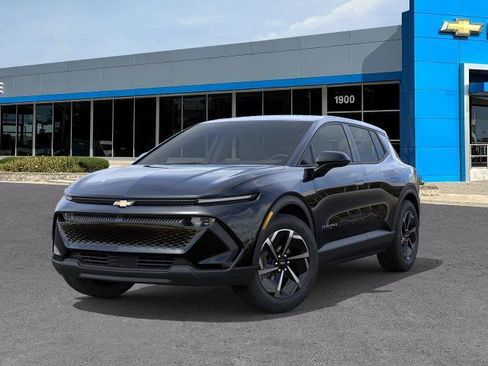 New 2026 Chevrolet Equinox EV LT w/ Comfort Package FWD image 30