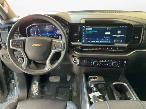 Used 2024 Chevrolet Silverado 1500 LTZ w/ LTZ Premium Package AWD/4WD image 10
