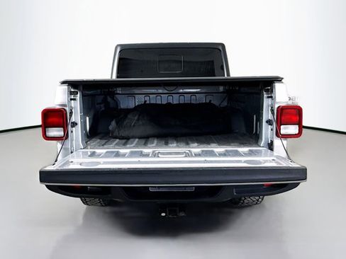 Used 2022 Jeep Gladiator Sport image 27
