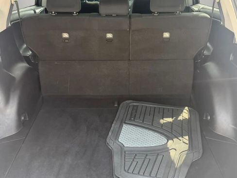 Used 2017 Toyota RAV4 XLE FWD image 9