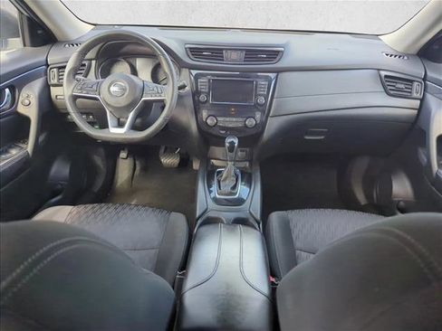 Used 2020 Nissan Rogue SV image 21