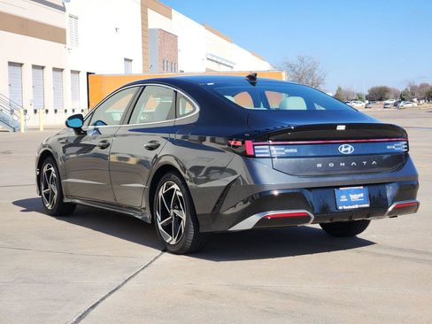 New 2026 Hyundai Sonata SEL FWD image 3