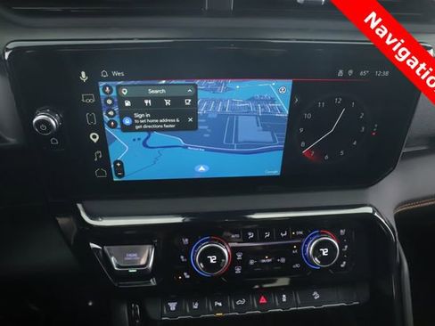 Used 2025 GMC Sierra 2500 AT4 w/ AT4 Premium Plus Package AWD/4WD image 5