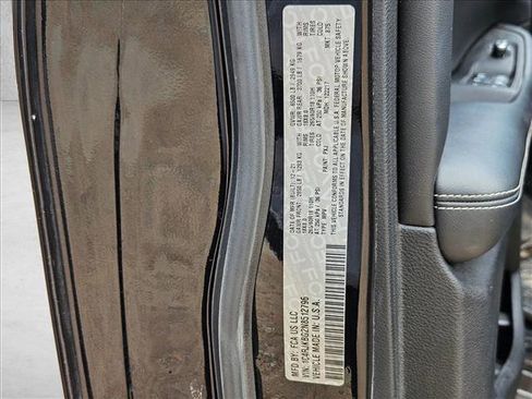 Used 2022 Jeep Grand Cherokee L Limited image 22