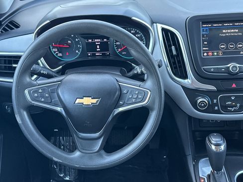 Used 2019 Chevrolet Equinox LS FWD image 14