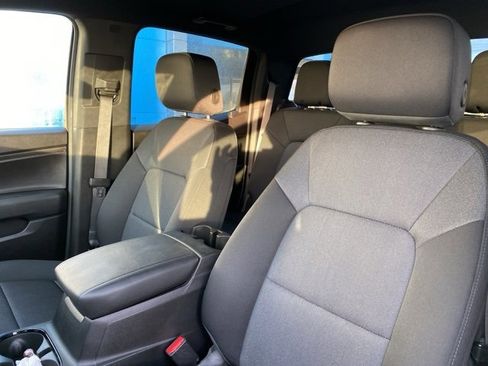 Used 2023 Chevrolet Colorado Trail Boss w/ Technology Package image 15