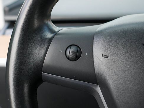 Used 2018 Tesla Model 3 Long Range image 20