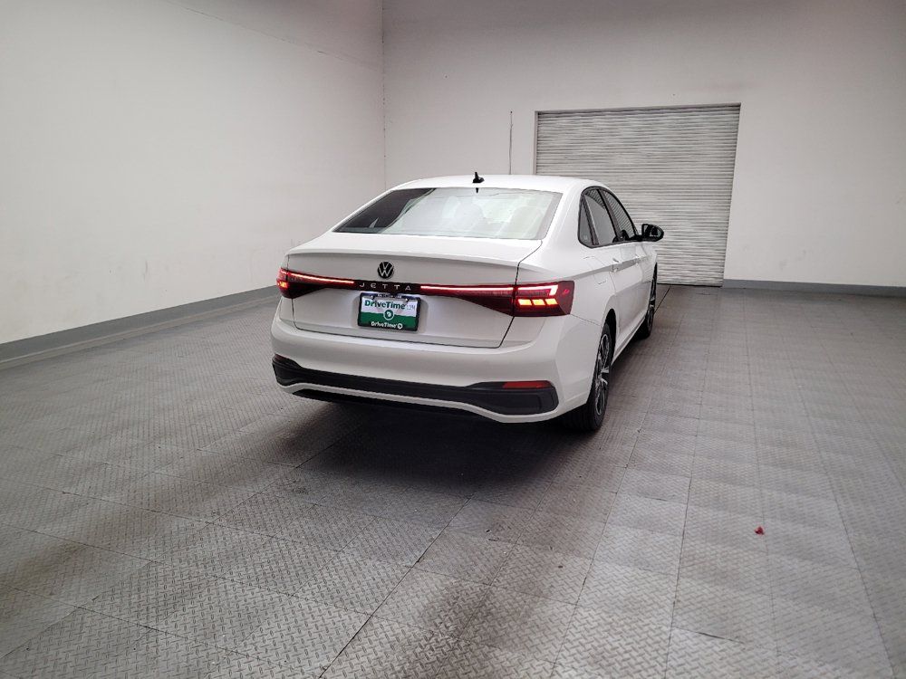 Used 2025 Volkswagen Jetta Sport FWD image 7