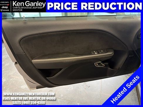 Used 2016 Dodge Challenger SRT Hellcat image 11