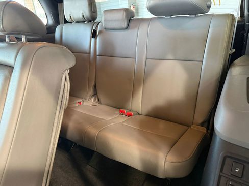 Used 2012 Toyota Sequoia SR5 w/ Premium Pkg RWD image 11