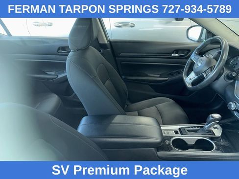 Used 2024 Nissan Altima 2.5 SV w/ SV Premium Package FWD image 6