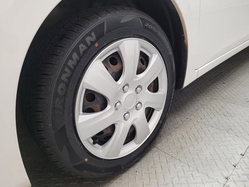Used 2019 Nissan Sentra S FWD image 31