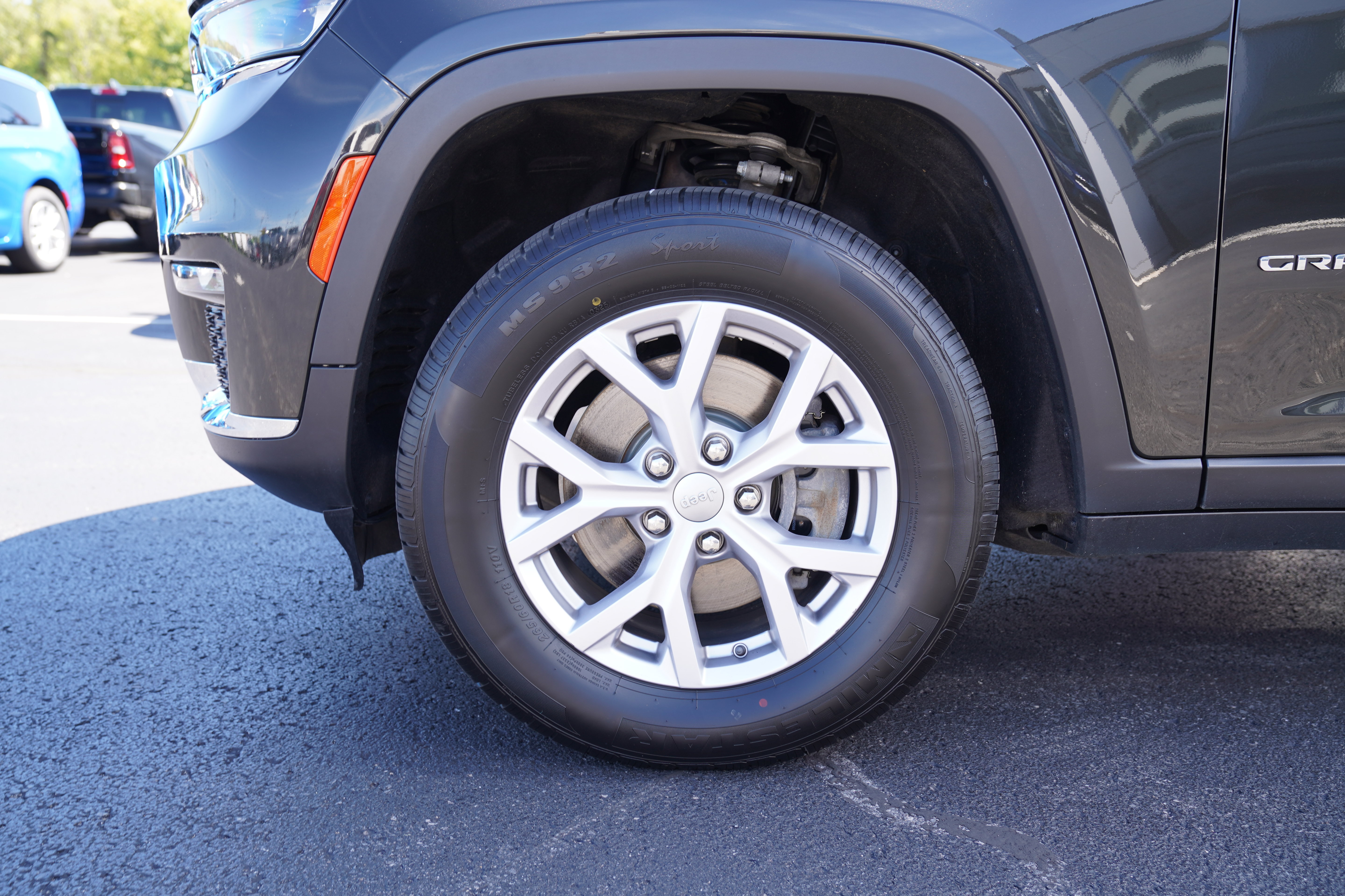 Used 2021 Jeep Grand Cherokee L Limited AWD/4WD image 16