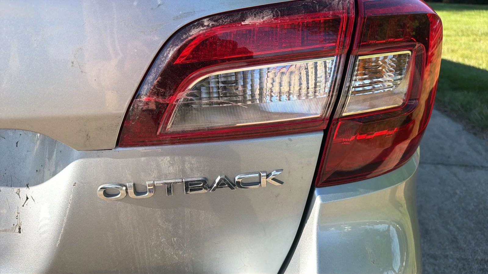 Used 2015 Subaru Outback 2.5i Premium AWD/4WD image 4