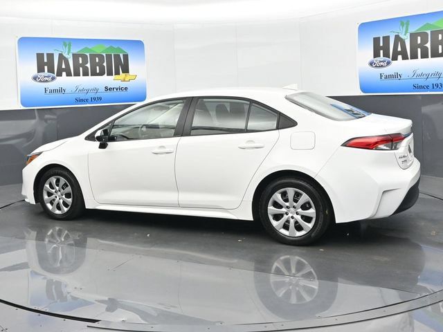 Used 2024 Toyota Corolla LE FWD image 3