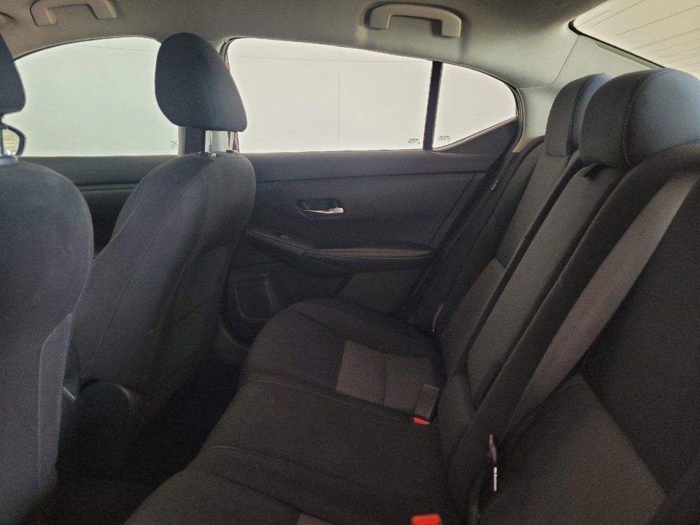 Used 2021 Nissan Sentra SV FWD image 18