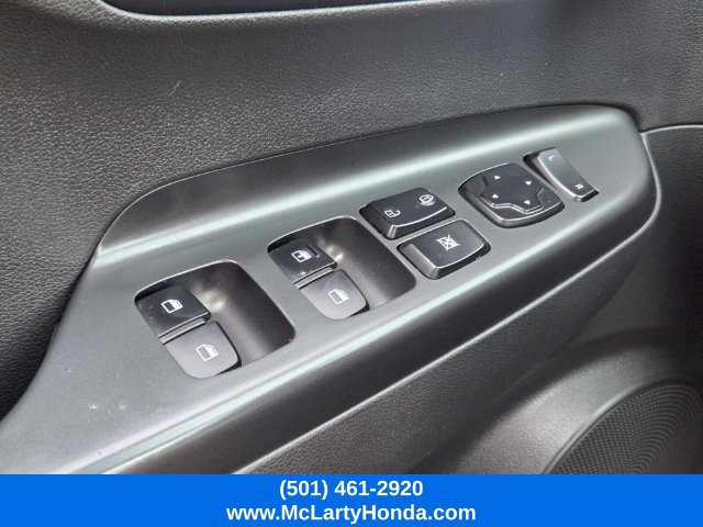 Used 2023 Hyundai Kona SE w/ Cargo Package AWD/4WD image 31